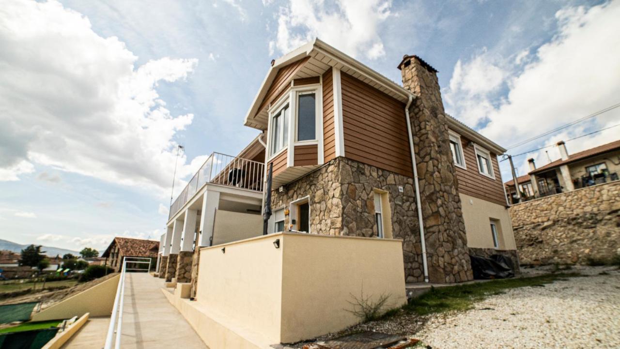Villa De Gredos Navarredonda de Gredos Exterior photo